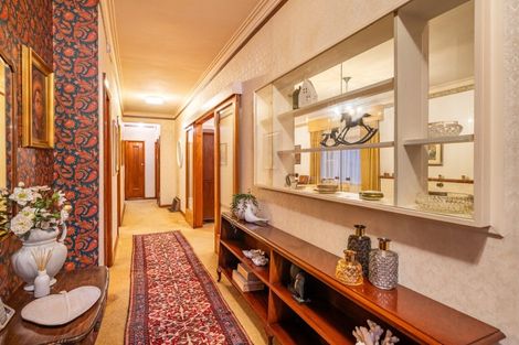 Photo of property in 35 Ropata Crescent, Boulcott, Lower Hutt, 5010