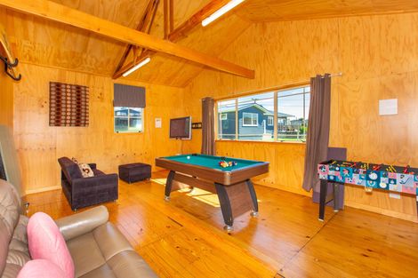 Photo of property in 11 Wainamu Road, Raglan, 3297