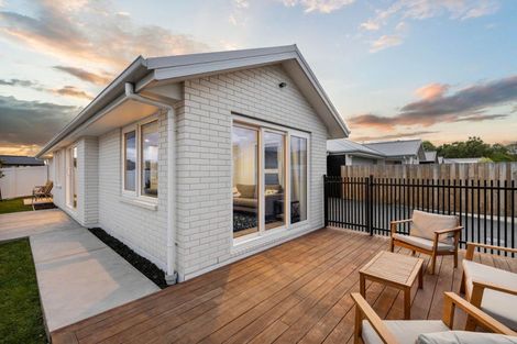 Photo of property in 7 Eminence Drive, Northwood, Christchurch, 8051