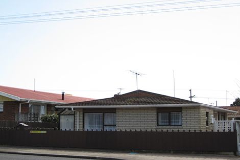 Photo of property in 138 Clawton Street, Westown, New Plymouth, 4310