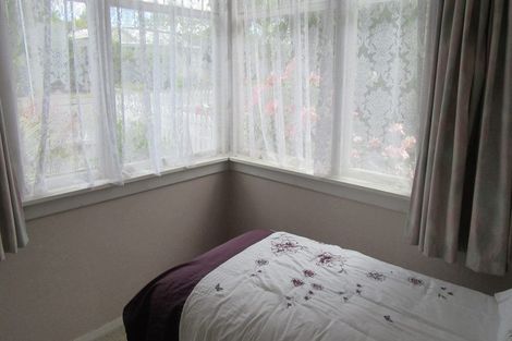 Photo of property in 28 Leonard Street, Waimate, 7924