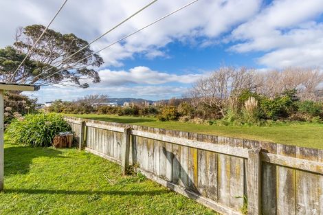 Photo of property in 53 Toru Road, Paraparaumu Beach, Paraparaumu, 5032