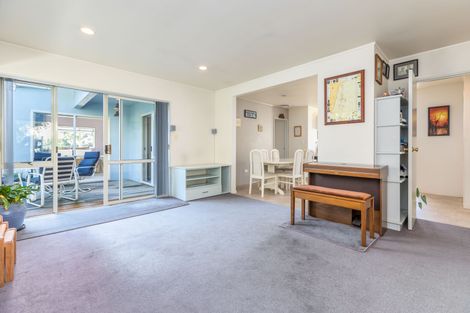 Photo of property in 19 Brookvale Park, Stanmore Bay, Whangaparaoa, 0932