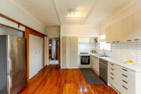 Photo of property in 24 Cumming Street, Okato, 4335