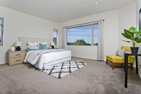 Photo of property in 8 Currey Crescent, Milford, Auckland, 0620