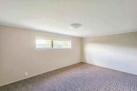Photo of property in 6/125a Birkdale Road, Birkdale, Auckland, 0626