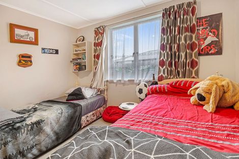 Photo of property in 43 Fookes Street, Waverley, 4510