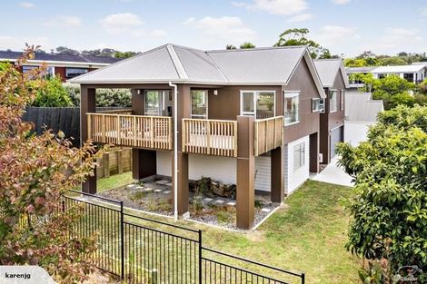 Photo of property in 32 Valhalla Drive, Beach Haven, Auckland, 0626