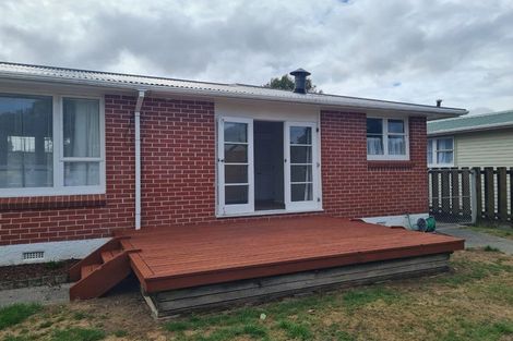 Photo of property in 15 Charles Street, Clouston Park, Upper Hutt, 5018