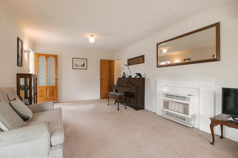 Photo of property in 4 Mcarthur Street, Terrace End, Palmerston North, 4410