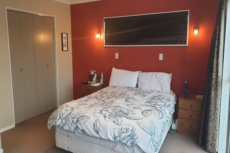 Photo of property in 76a Te Pene Avenue, Titahi Bay, Porirua, 5022