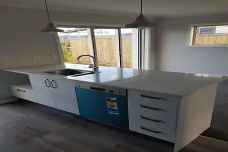 Photo of property in 8 Tieke Lane, Kenepuru, Porirua, 5022