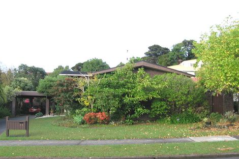 Photo of property in 29 Calman Place, Chatswood, Auckland, 0626