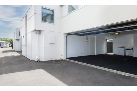 Photo of property in 496b Barbadoes Street, Edgeware, Christchurch, 8013