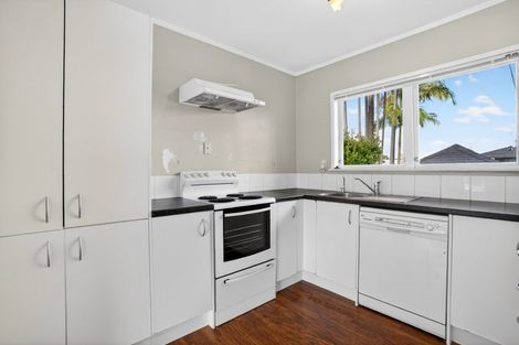 Photo of property in 3/155 Shakespeare Road, Milford, Auckland, 0620