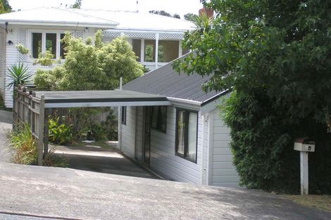 Photo of property in 1/8 Milton Road, Northcote Point, Auckland, 0627