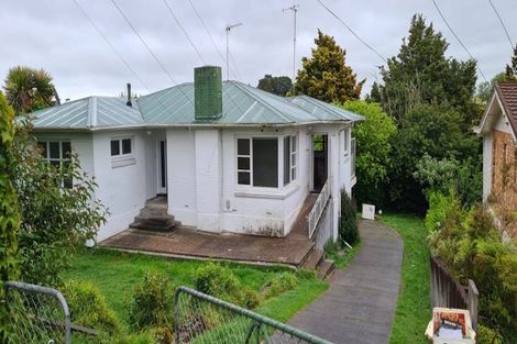 Photo of property in 82 Storey Avenue, Forest Lake, Hamilton, 3200