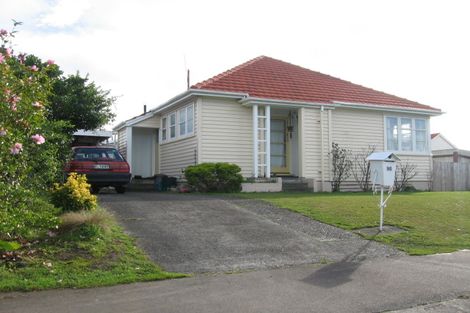 Photo of property in 98 Clyde Crescent, Roslyn, Palmerston North, 4414