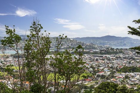 Photo of property in 77 Sidlaw Street, Strathmore Park, Wellington, 6022