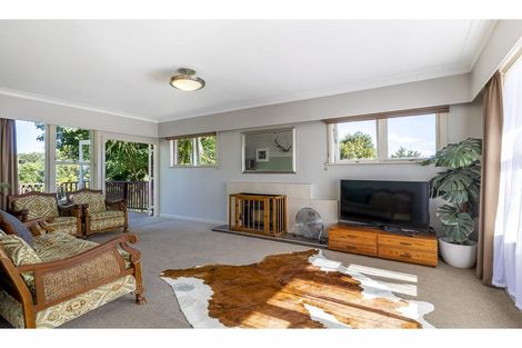 Photo of property in 52 Sylvan Crescent, Te Atatu South, Auckland, 0610