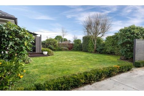 Photo of property in 220 Knowles Street, St Albans, Christchurch, 8052
