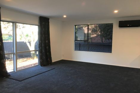 Photo of property in 2/89 Middlepark Road, Sockburn, Christchurch, 8042