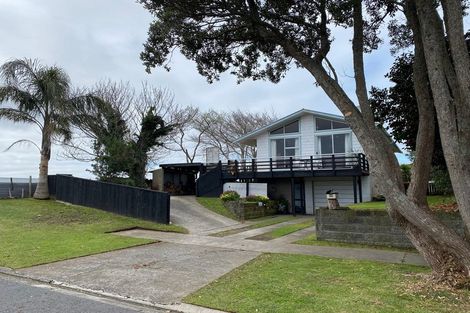 Photo of property in 46 Rahiri Street, Waitara, 4320