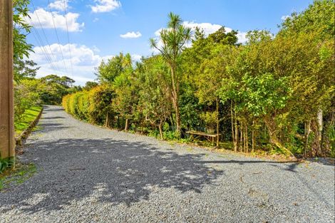 Photo of property in 16 Grand View Road, Leigh, 0985