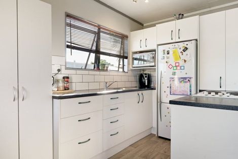 Photo of property in 55c Meander Drive, Welcome Bay, Tauranga, 3112