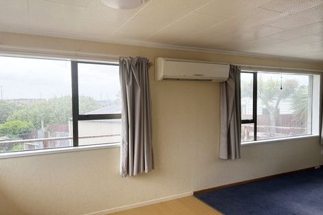 Photo of property in 15 Blackwater Street, Bluff, 9814