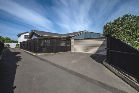 Photo of property in 130 Waimairi Road, Ilam, Christchurch, 8041