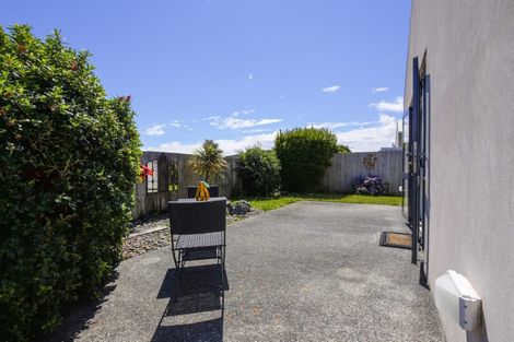 Photo of property in 28a James Cook Drive, Whitby, Porirua, 5024