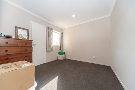 Photo of property in 10 Greenstone Grove, Brown Owl, Upper Hutt, 5018