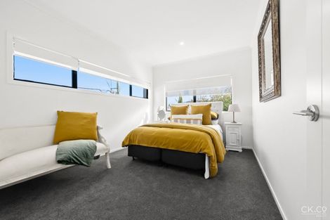 Photo of property in 1/51 Kings Crescent, Hutt Central, Lower Hutt, 5010