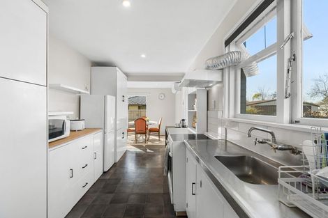 Photo of property in 14 Earnslaw Crescent, Bryndwr, Christchurch, 8053