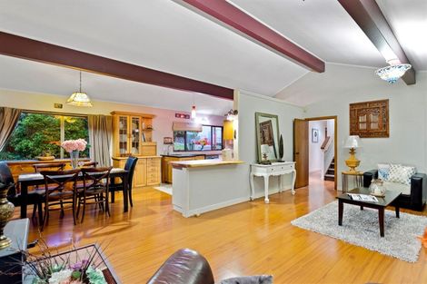 Photo of property in 1109 Scenic Drive North, Swanson, Auckland, 0816