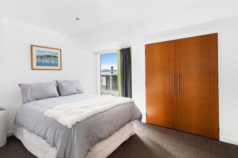Photo of property in 117 Marine Parade, Seatoun, Wellington, 6022
