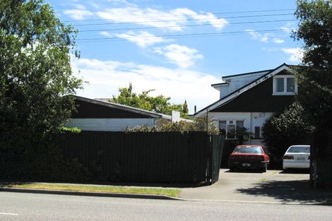 Photo of property in 27 Avonhead Road, Avonhead, Christchurch, 8042
