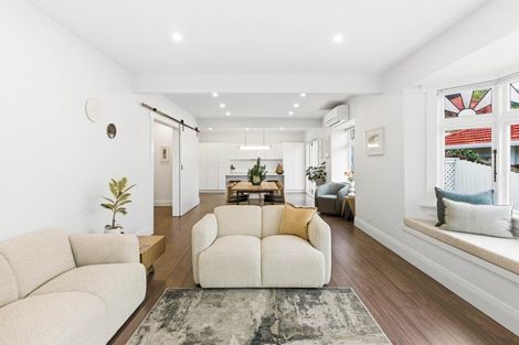 Photo of property in 104 Forbury Road, Saint Clair, Dunedin, 9012