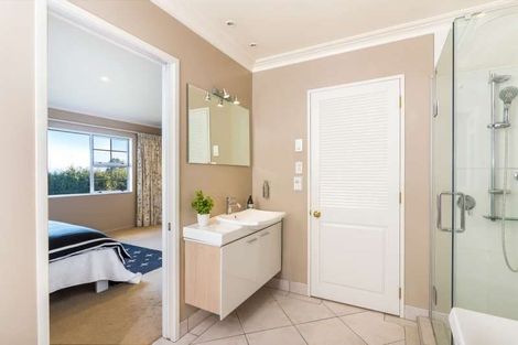 Photo of property in 95 Shepherd Road, Waipahihi, Taupo, 3330