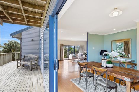 Photo of property in 66 Constable Road, Muriwai, Waimauku, 0881