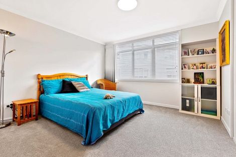 Photo of property in 77 Parkside Drive, Orewa, 0931