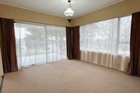 Photo of property in 2 The Boulevard, Sunnyhills, Auckland, 2010