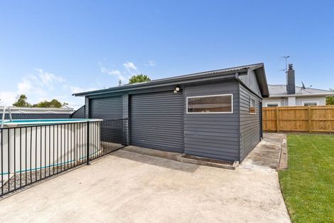 Photo of property in 25 Cambridge Terrace, Masterton, 5810