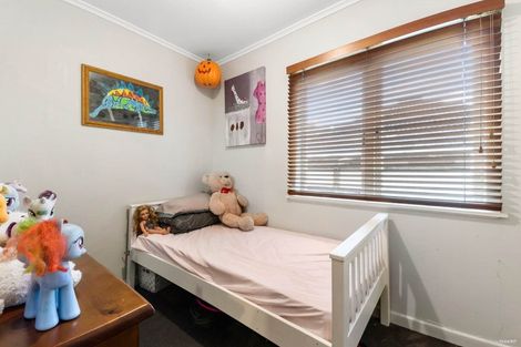 Photo of property in 1/8 Alexander Avenue, Torbay, Auckland, 0630