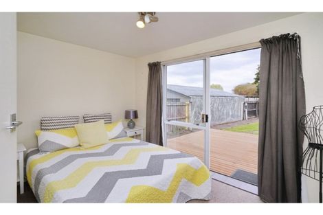 Photo of property in 195 Grimseys Road, Redwood, Christchurch, 8051