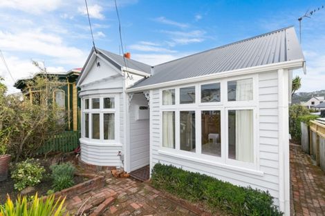 Photo of property in 92 Owen Street, Newtown, Wellington, 6021