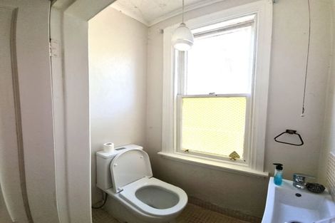 Photo of property in 10 Chesterton Street, Johnsonville, Wellington, 6037