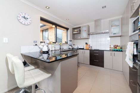 Photo of property in 61 Tiriwa Drive, Massey, Auckland, 0614