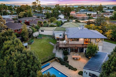 Photo of property in 6 May Avenue, Te Atatu South, Auckland, 0610